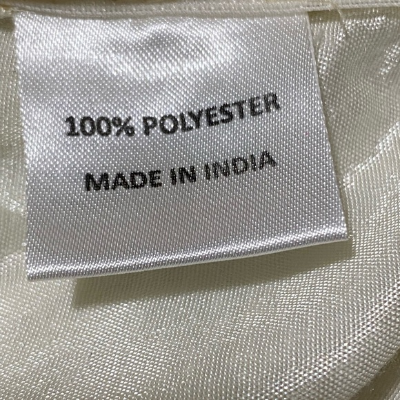 Indya Embroidered Crop Top Size S - Picture 4 of 6